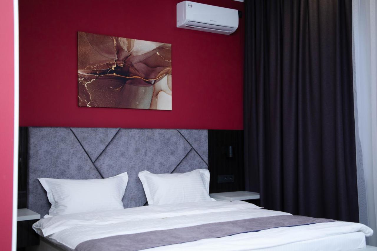 Hotel Zodiac Atyraū Zewnętrze zdjęcie