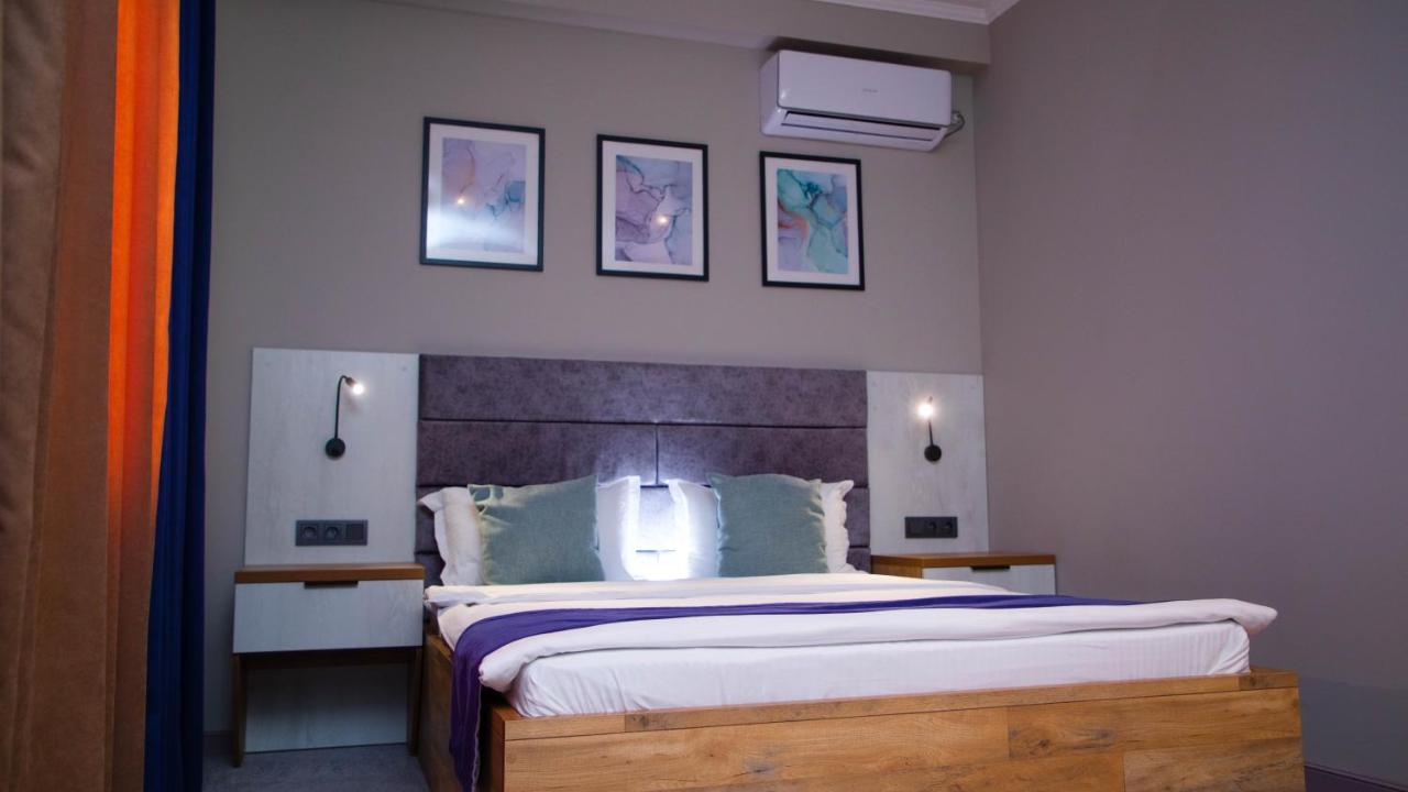 Hotel Zodiac Atyraū Zewnętrze zdjęcie