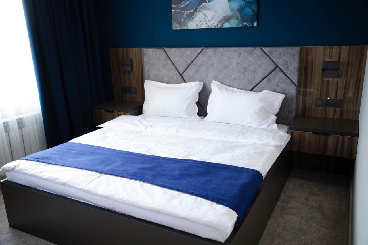Hotel Zodiac Atyraū Zewnętrze zdjęcie