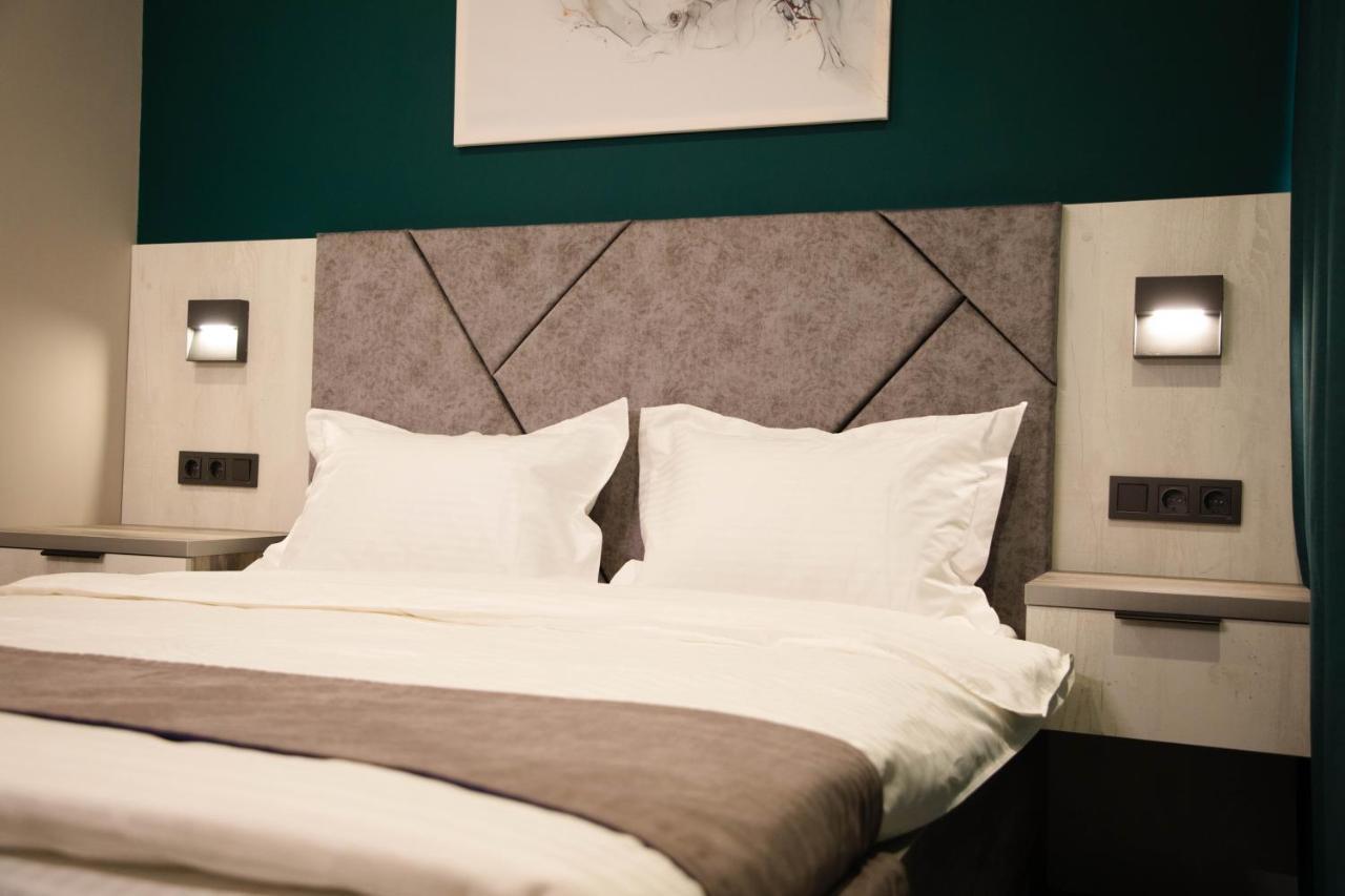 Hotel Zodiac Atyraū Zewnętrze zdjęcie